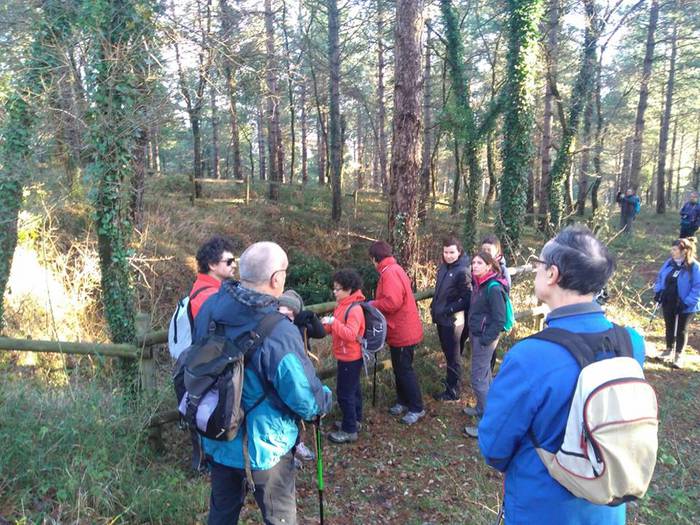 Elur-zuloak bisitatu zituzte 16 1517303069570