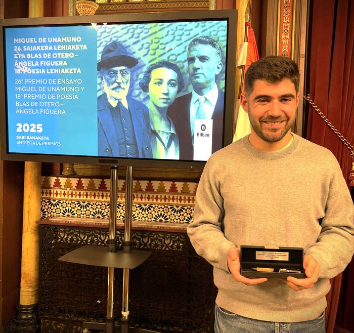 Jon Iturregi laudioarrak Blas de Otero-Angela Figuera poesia lehiaketa irabazi du