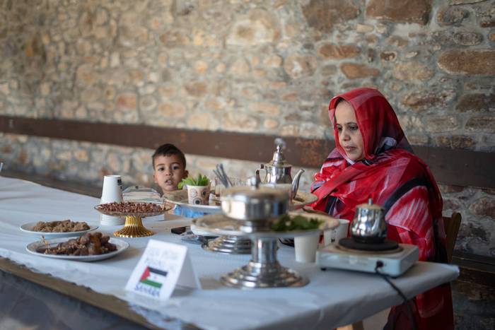 Jatorri ezberdinetako emakum 4 1760897356333