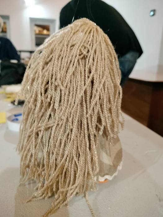 Eskulan tailer berezia egin  1 1765980384246