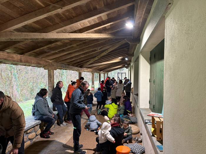 Olentzero eta Mari Domingi L 1 1766335793845