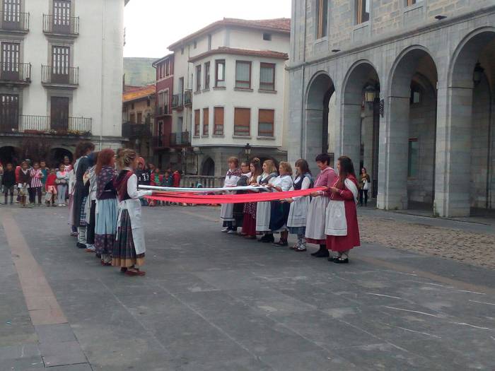 Haur sahararrei ongietorri f 3 1498994560906