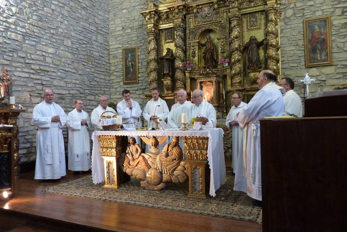 Auzokide ugarik hartu zuten  61 1506366634915