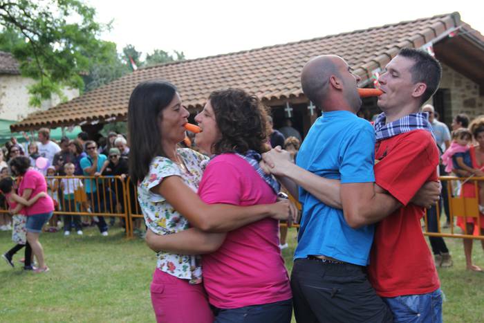 Andra Mari Zuri ospatzeko el 12 1502365713680