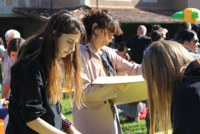 Mila herritar baino gehiago  15 1507486206143