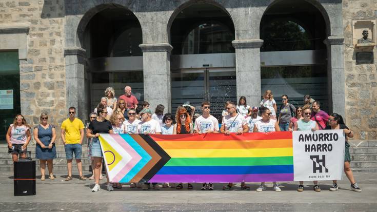Herrietan ere LGTBIQ+ harrotasuna dagoela aldarrikatu dute Amurrion