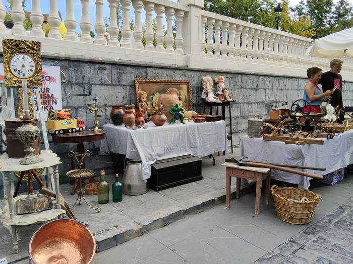 Antzinako objektuz eta bildu 65 1758390977741