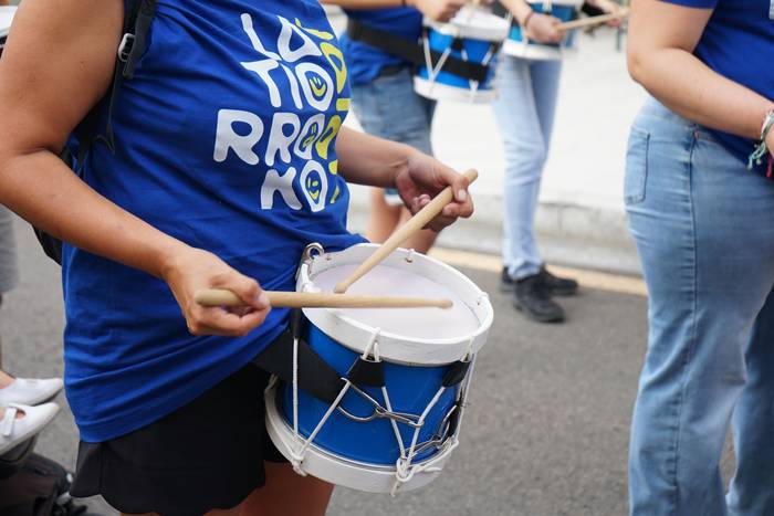 Danbor, buruhandi, dantza et 21 1758311895863