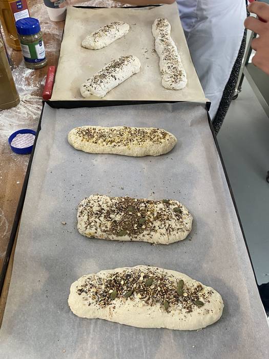 55 lagun bildu zituen bigarr 15 1763132242581