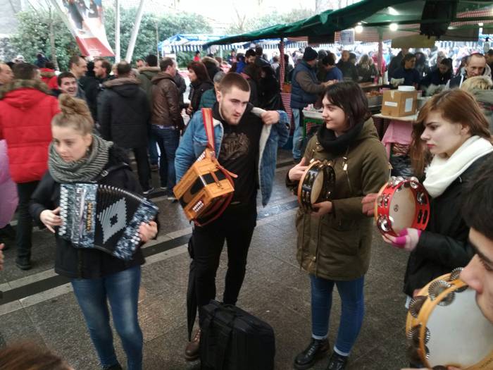 Baserria herrigunera jaitsi  20 1517785418616