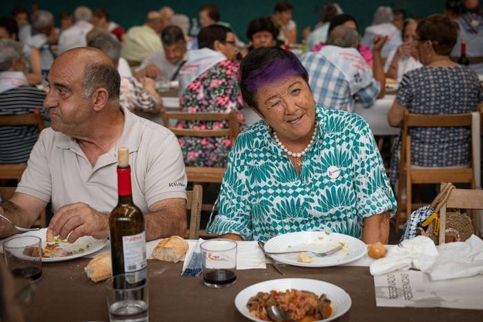 Haur eta nagusiak izan dira  64 1755092678143