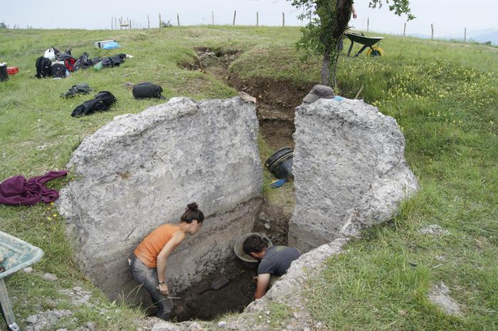 Indusketak San Pedro mendiko lubakietan