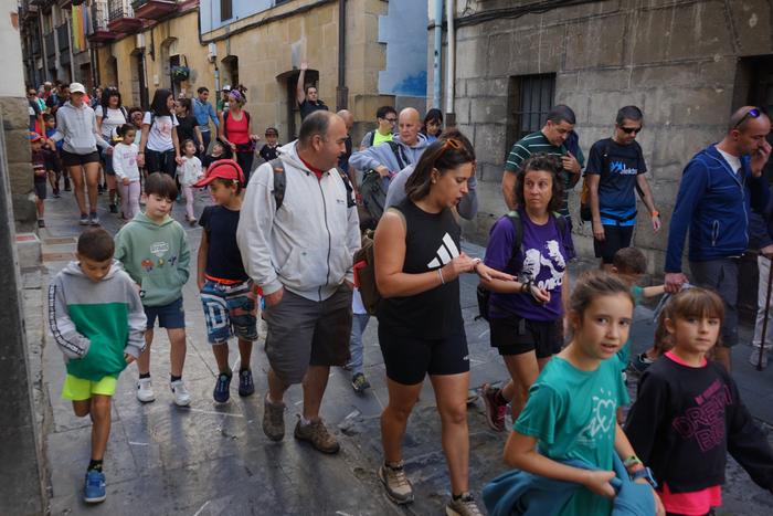 Adin guztietako mendizaleek  29 1760277187288