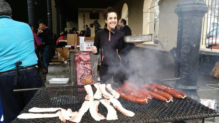 Mendizale ugari bildu zituen 42 1489053979569