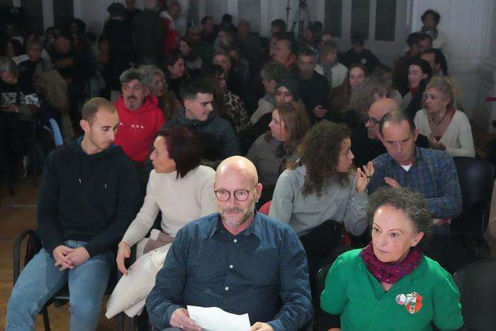 Gainezka egon da Kasinoa Alt 2 1765745358044