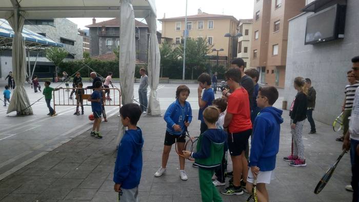 Jende ugarik hartu zuen part 1 1495522830620