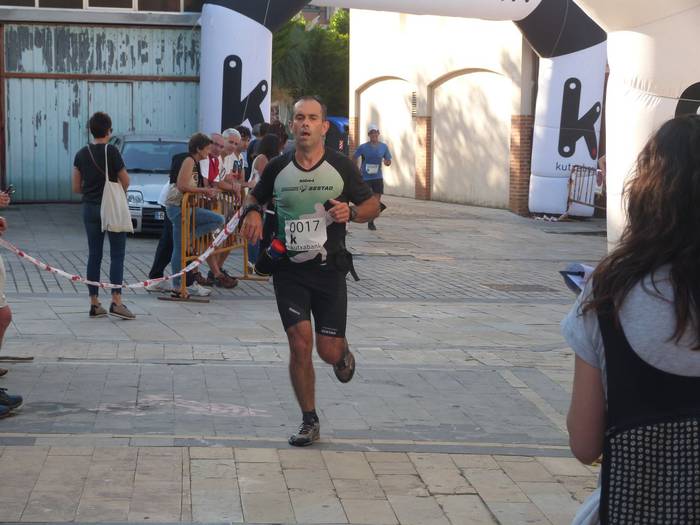 Haur zein helduek izan zuten 319 1538429744992