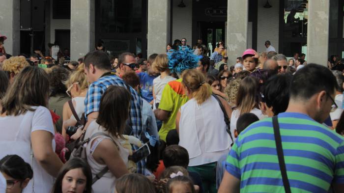 Ilusioa eta muxuak banatu di 10 1499276790620