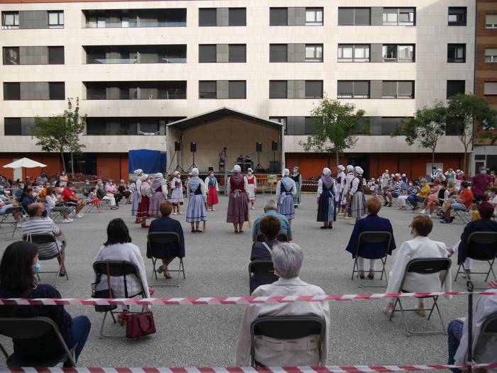 Itxarkundiaren emanaldia