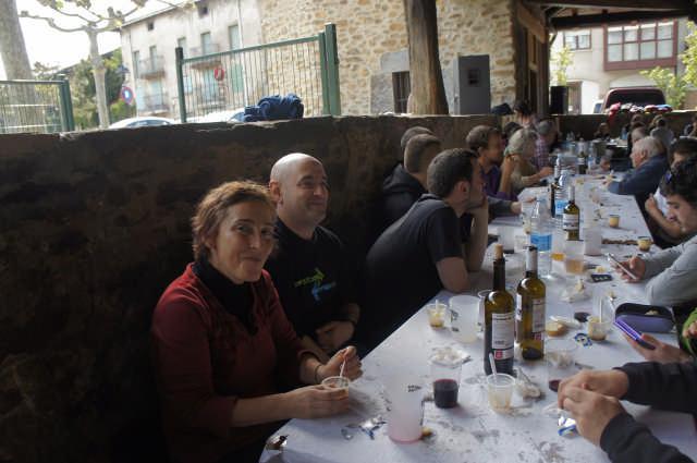 Euskal Preso Politikoen esku 24 1493719941960