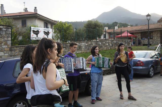 Pilota, gastronomia eta musi 29 1502907891622