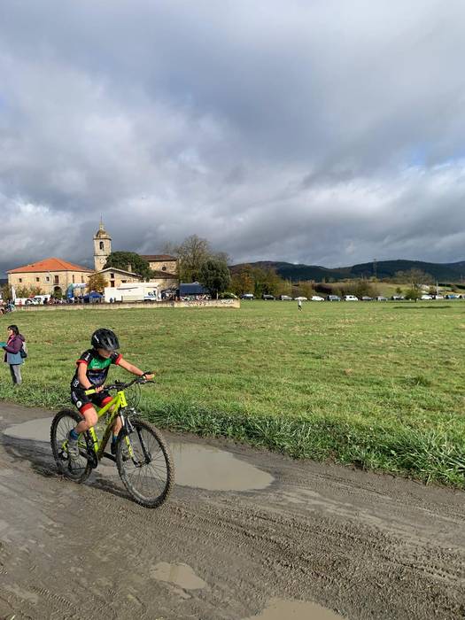 150 gazte inguruk parte hart 9 1762672314912