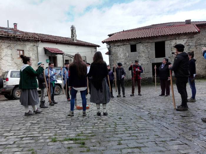 Agate Deunaren bezpera Artziniega aldean