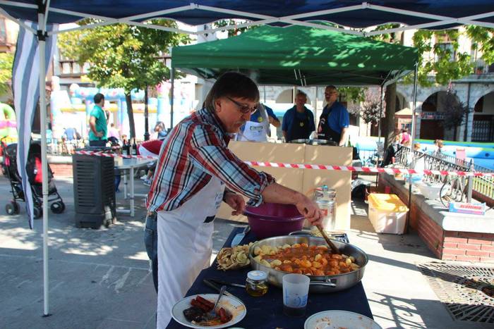 Folk doinuak eta marmitako t 34 1504428770789