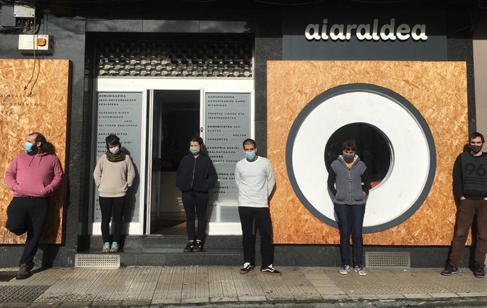 Aiaraldea Kooperatiba Elkartea lanean ari da gaur, euskal egutegia baliatuta