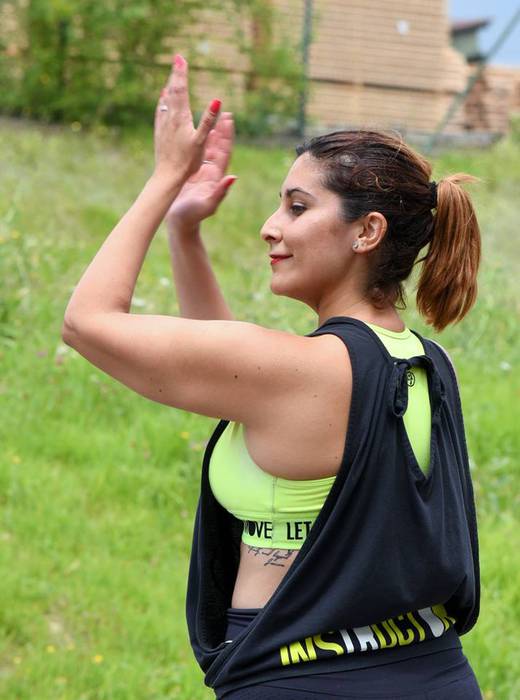 Zumba dantzatzeko elkartu zi 4 1498479664256