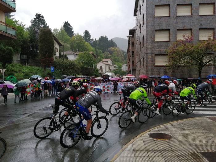 Aiaraldea zeharkatu du Euska 8 1555016223928