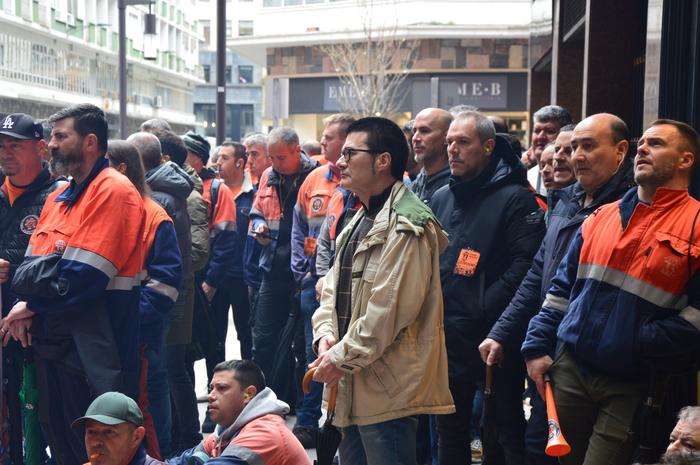 Tubos Reunidoseko bulego nag 3 1773140069432