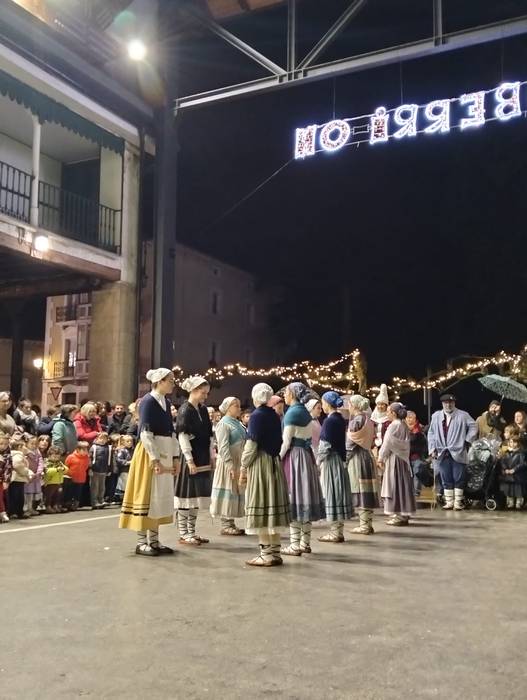 Olentzerok eta Mari Domingik 6 1766671017848