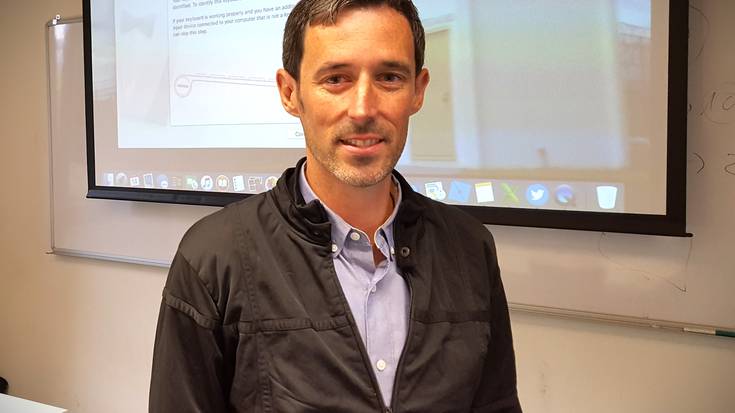 Mikel Reparaz EITBko nazioarteko kazetaria eskuin muturraren eta Donald Trumpen gorakadari buruz mintzatuko da Faktorian ostegunean