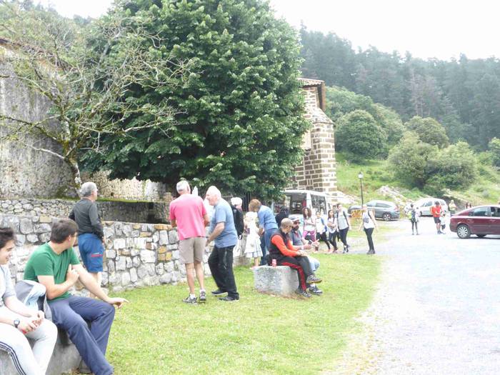 Astelehenerarte luzatu ziren 54 1496394360212