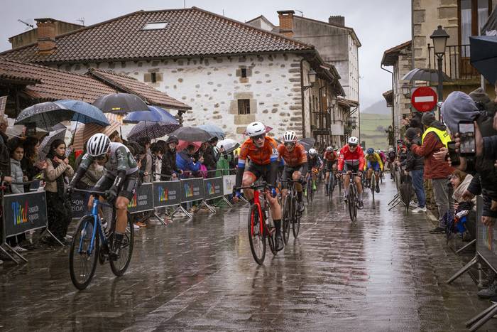 Artziniegako kale estuetan l 29 1773517287775