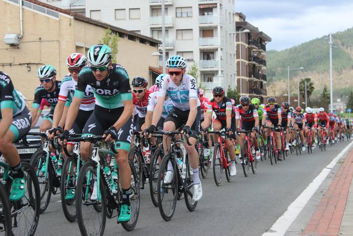 Euskal Herriko itzuliak esku 5 1522848551778