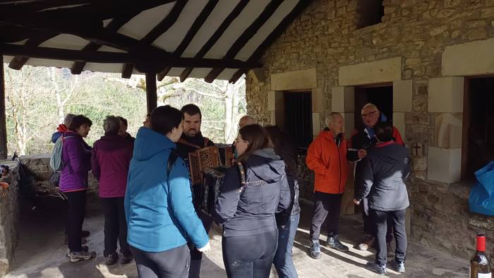 Basakoetxera igo dira Kanpor 2 1770564205732