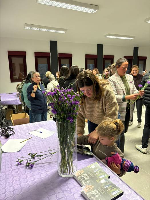 Okondoko emakumeen historia, 4 1763923613819