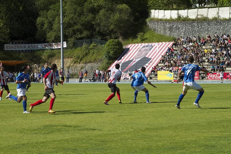 Beste futbol zelai bat eraikitzea eskatu du CD Laudiok