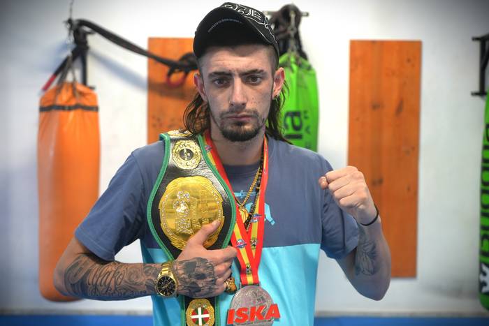 "Muay thai egiteak nire bizitza erabat aldatu du onerako, familiarekin zein lagunekin"