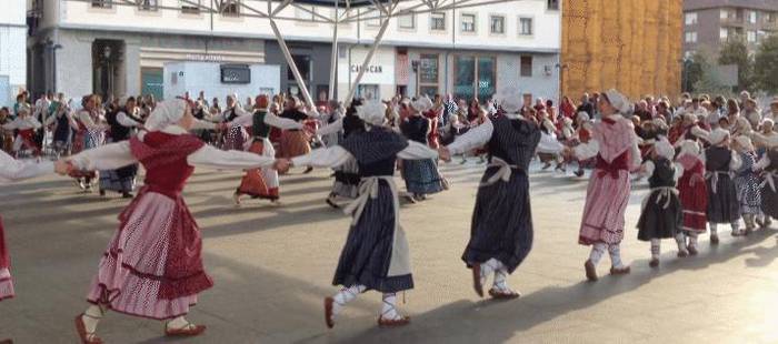 Galiziako Letren Egunaren harira jardunaldi kulturalak antolatu ditu Galiziar Etxeak