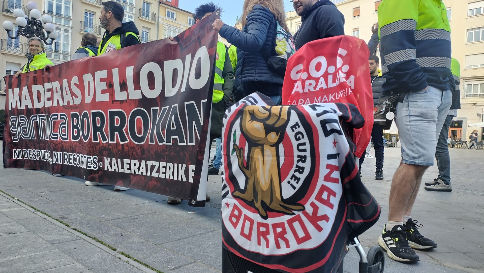 Sindikatuek salatu dute Garnicak edozein konponbide blokeatzen duela Maderas de Llodioko lan gatazkan