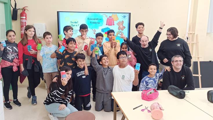 Lamuza Eskolak irabazi du 'Ikusten duzuna baino gehiago' proiektua