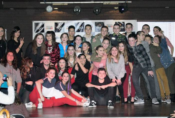 Gazela aretoa beteta Laudio  2 1512478063958