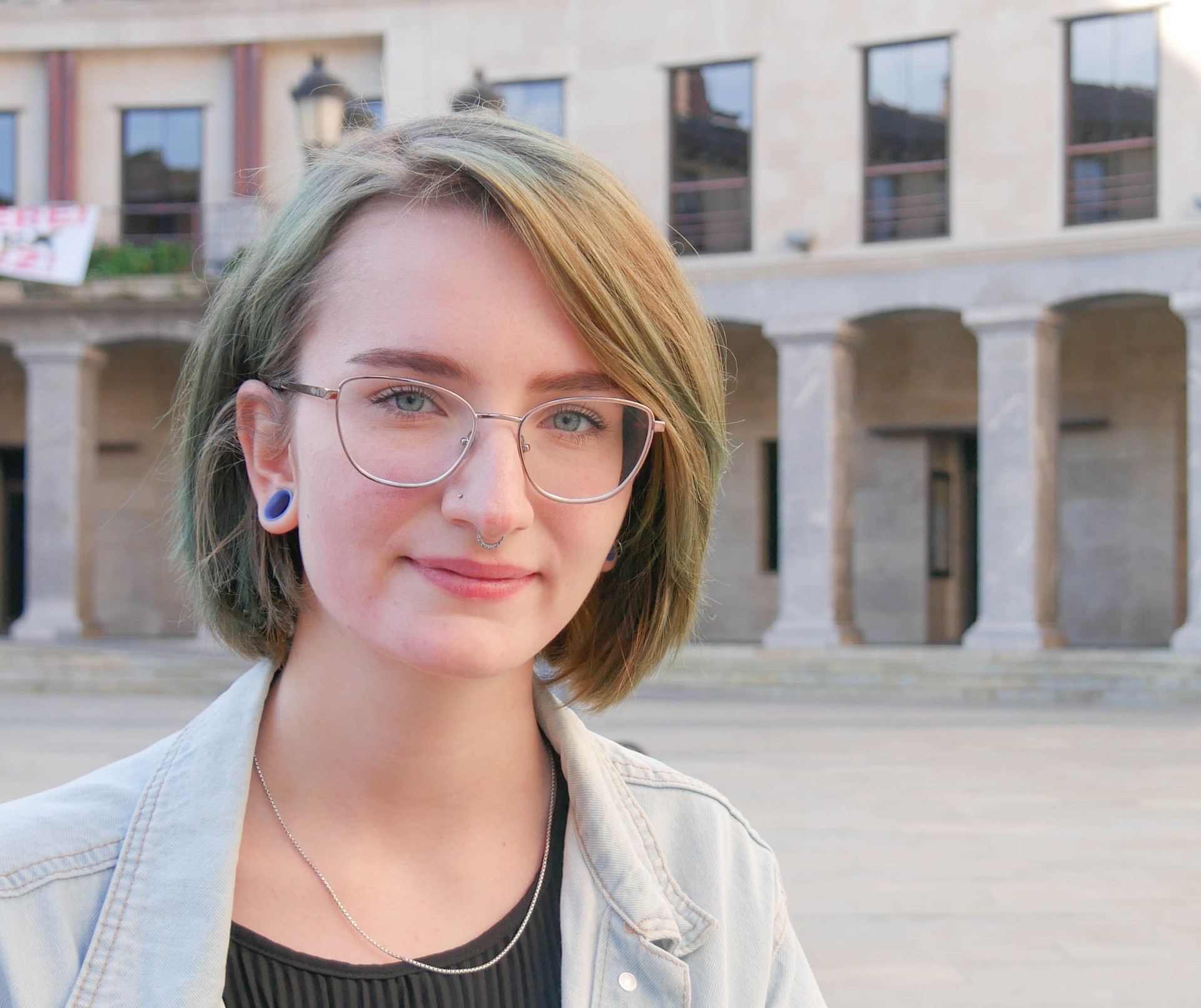 “Askatasun handiagoa dago websail bat grabatzerako orduan”