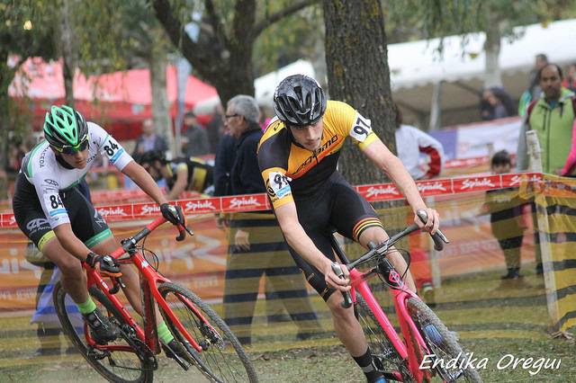 Nazioarteko Ziklokrosean esk 74 1509385423995