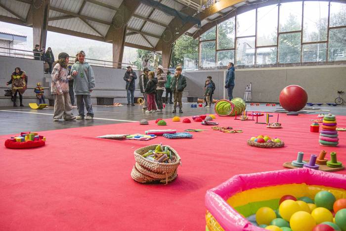 Frontoia zirku bilakatuta os 2 1771099075697