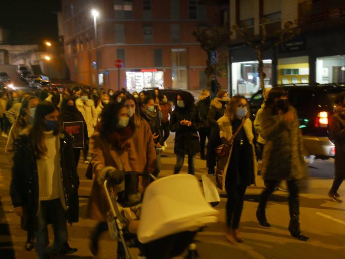 7 herritan egin dituzte mobi 72 1606334729625