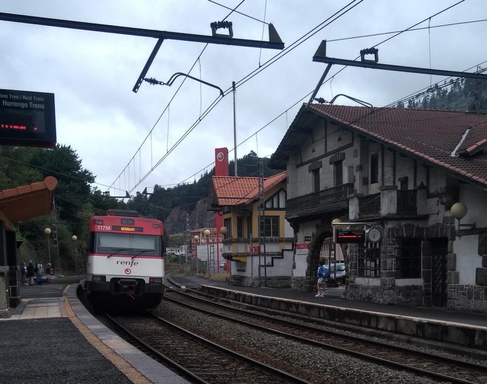 Zuzeu.eus-eko artikulua: “Areta” tren geltokian gertatutako istripuari buruzko egia